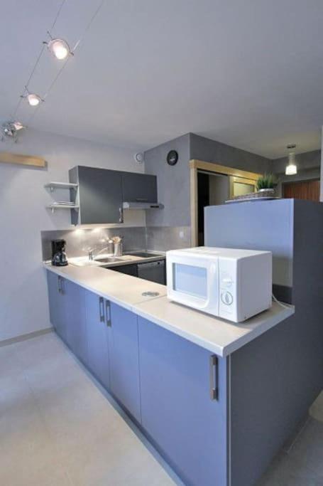 Appartement Avec Ascenseur La Defense Courbevoie Exterior foto